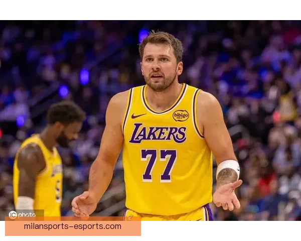 东契奇约翰逊荣膺三月最佳球员文班连续三次摘最佳防守奖